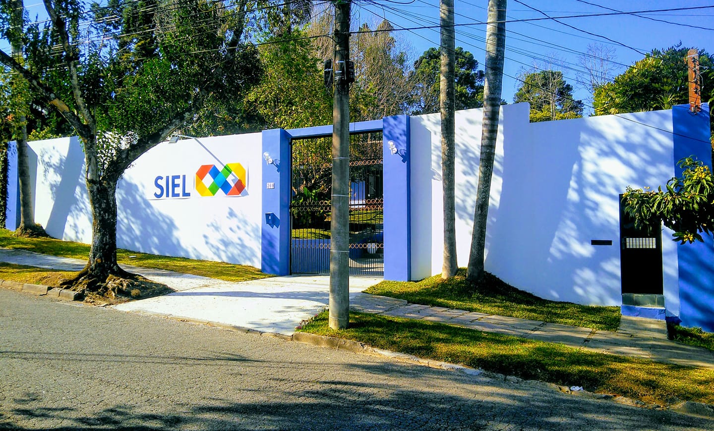Fachada da Clínica SIEL Mercês Curitiba